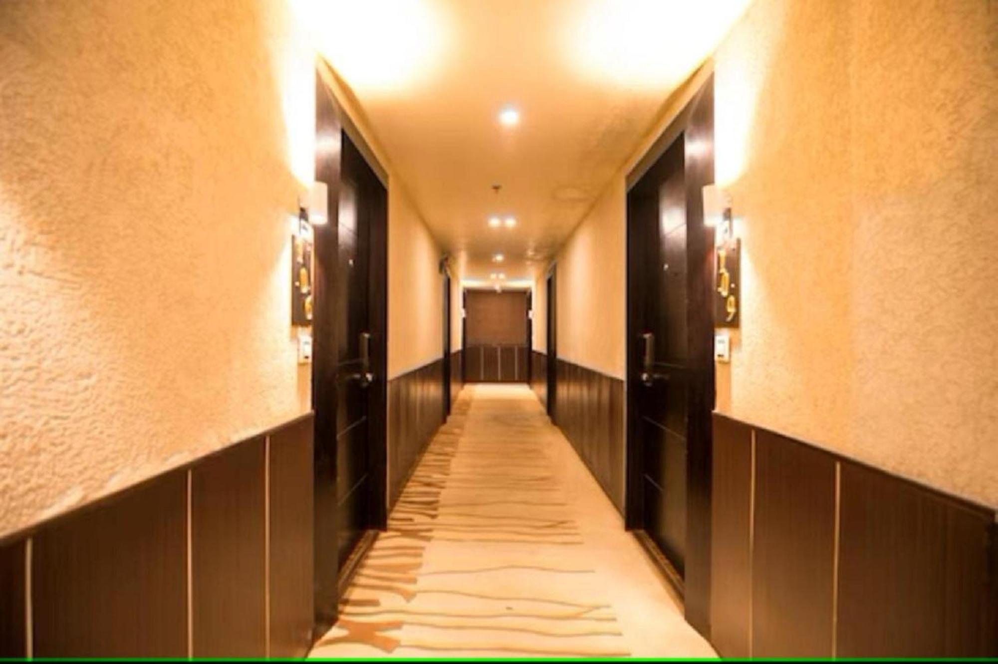 Hotel Suncity & Restaurant Hisār Extérieur photo