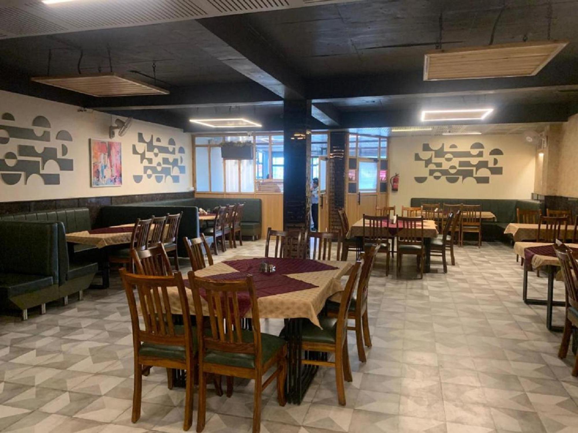 Hotel Suncity & Restaurant Hisār Extérieur photo