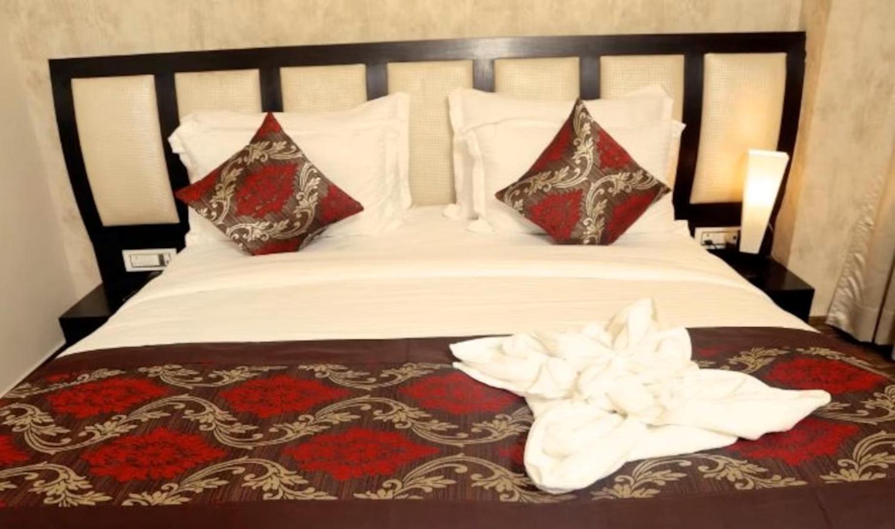 Hotel Suncity & Restaurant Hisār Extérieur photo