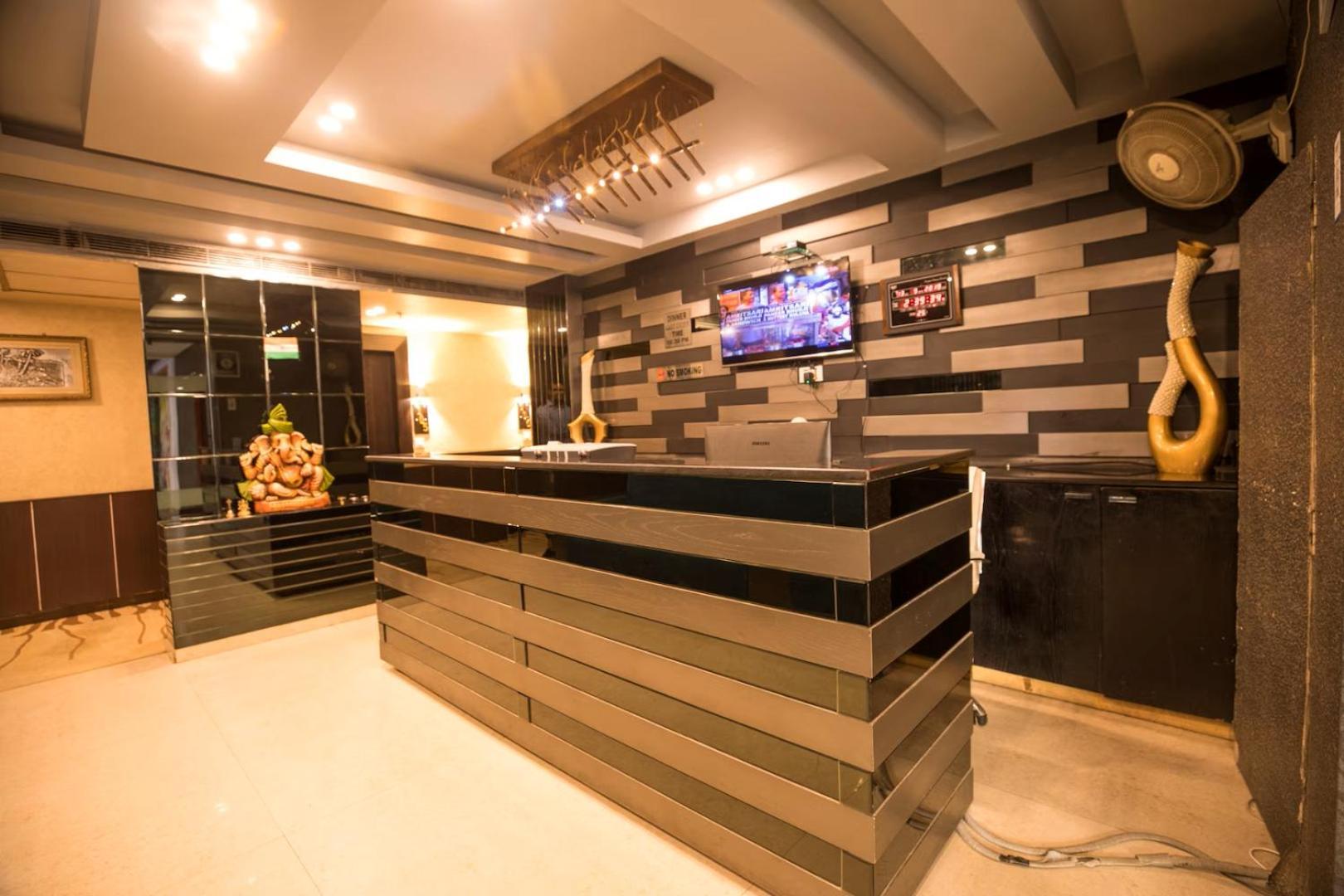 Hotel Suncity & Restaurant Hisār Extérieur photo