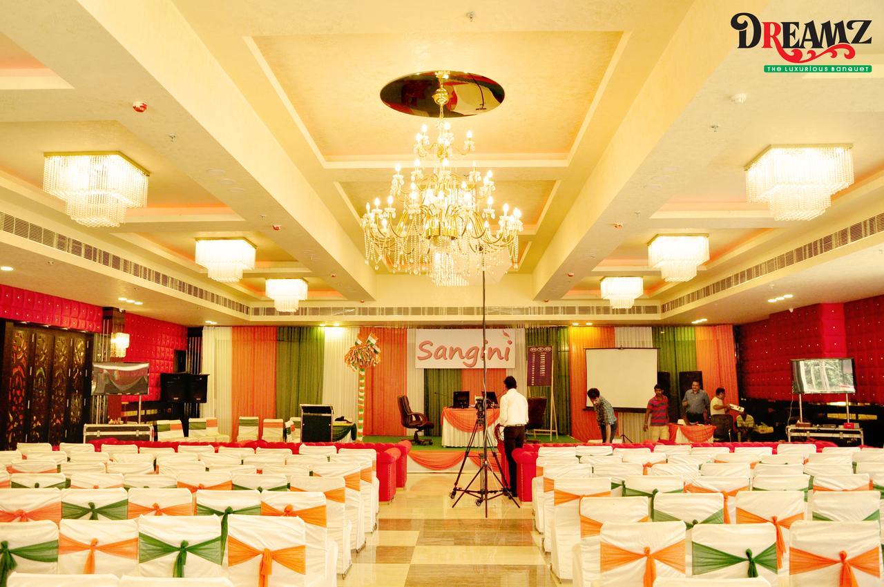 Hotel Suncity & Restaurant Hisār Extérieur photo