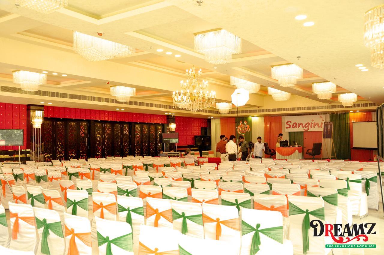 Hotel Suncity & Restaurant Hisār Extérieur photo